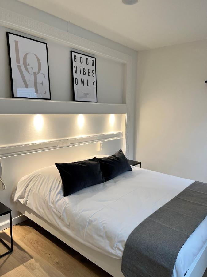 Beaux Arts Hotel Антверпен Екстериор снимка